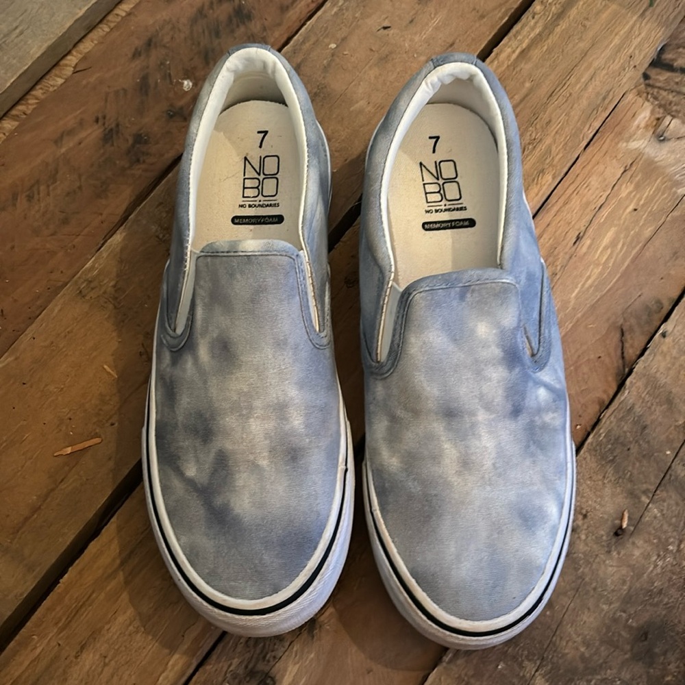 Women’s tie dye slip on sneaker loafers by no boundaries size 7